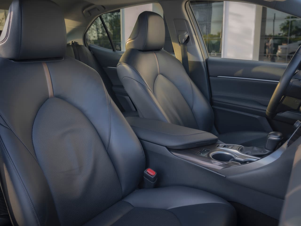 Toyota Camry Hybrid 8