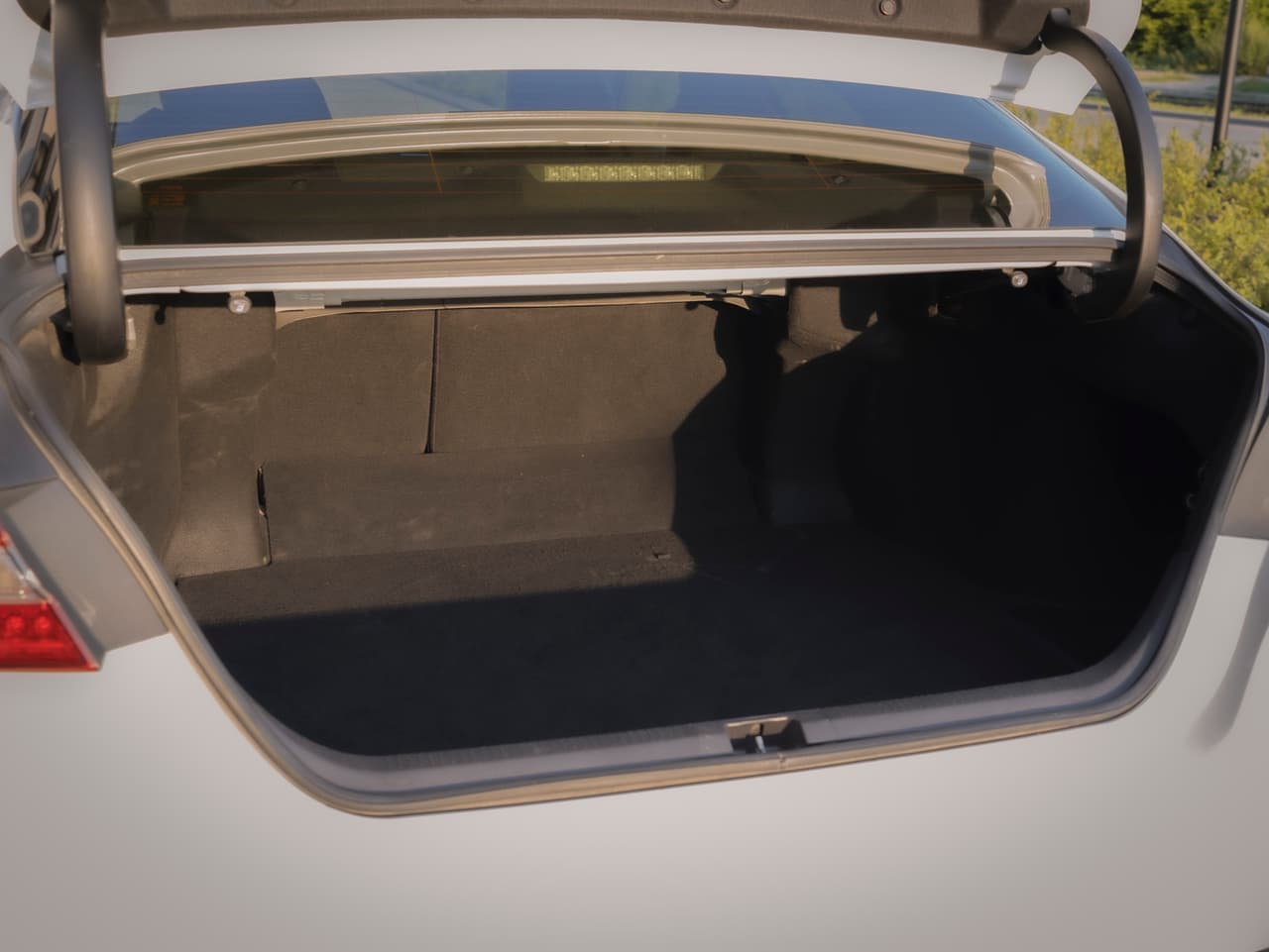 Toyota Camry Hybrid 14