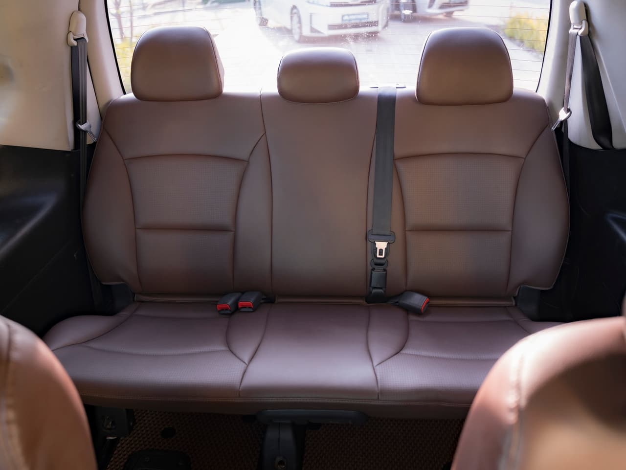 Hyundai Grand Starex 12