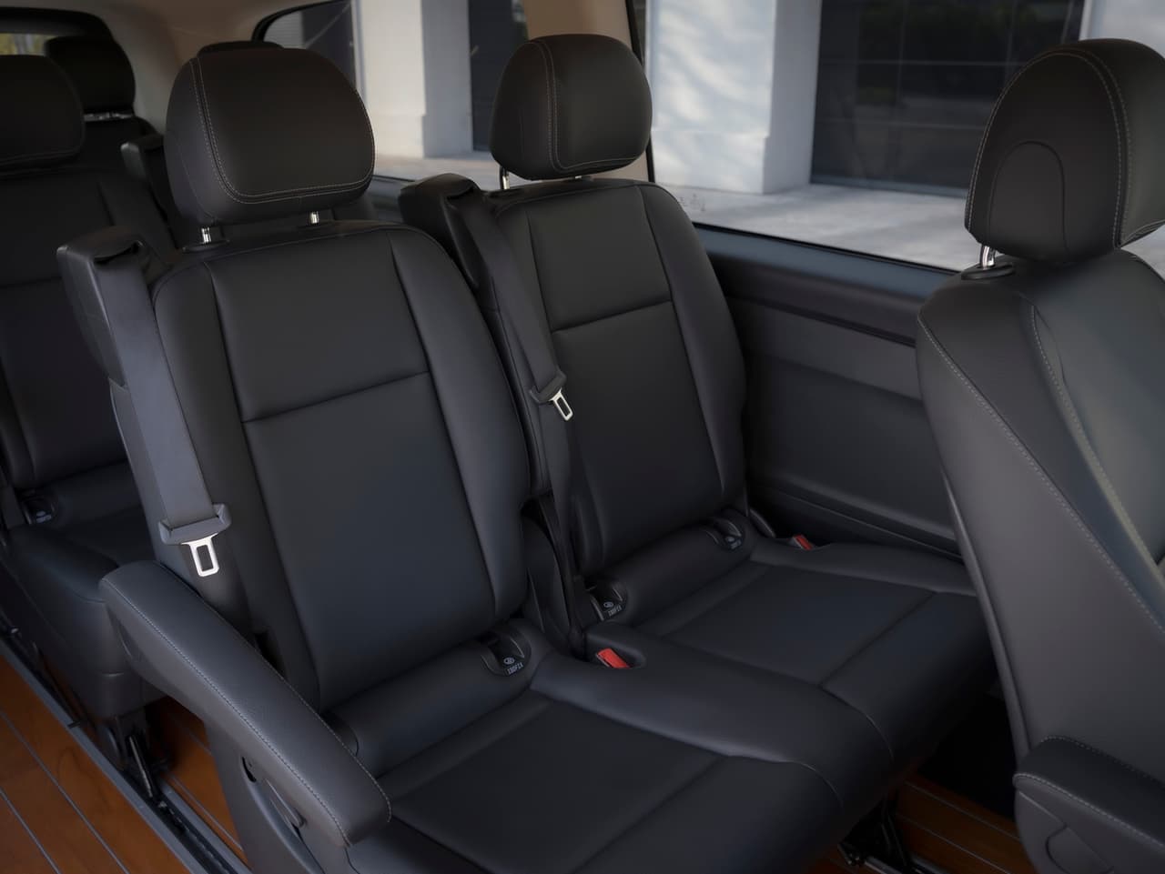 Mercedes-Benz Vito 7