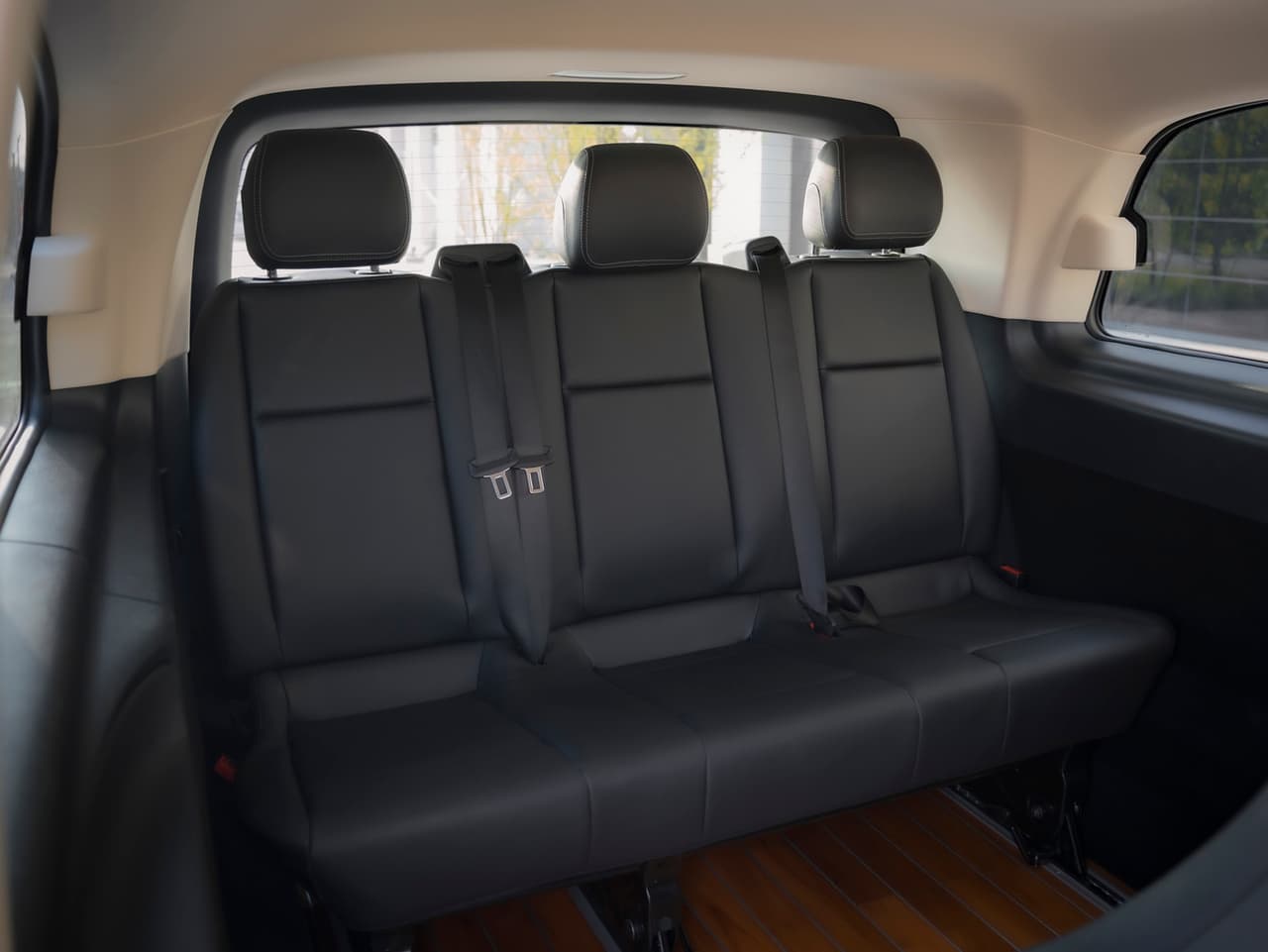 Mercedes-Benz Vito 14